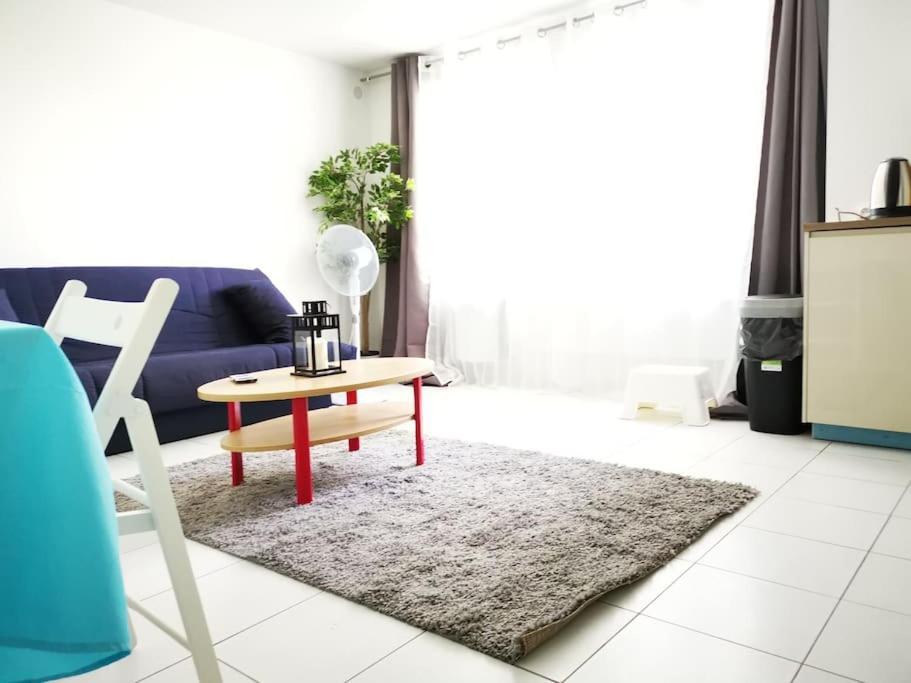 Apartamento Studio De Charme A 30 Min De Paris, 5 Min D'Evry Ris-Orangis Exterior foto